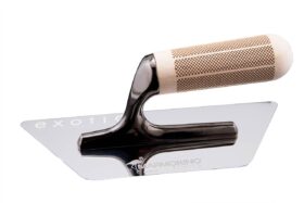 Frattone trapezoidale 240x100 mm in acciaio esclusivo anti striature nere Marmorino Tools XTROWEL
